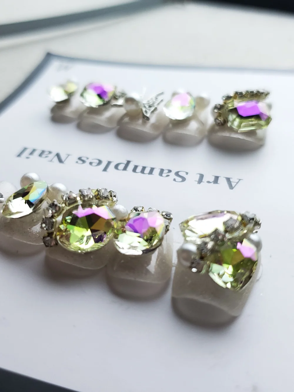🧚 Absinthe Daydream | Iridescent Crystal Press-On Nails